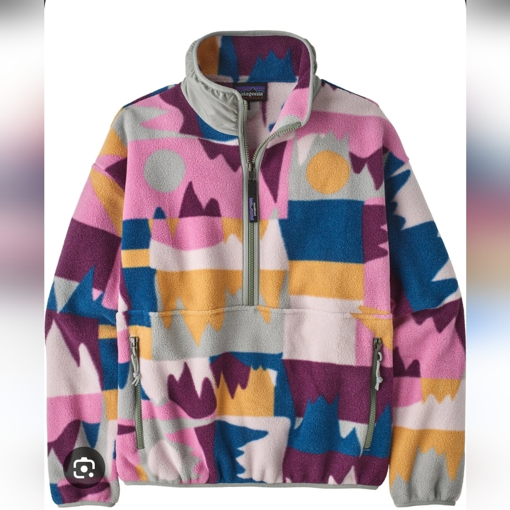 Patagonia Synchilla Marsupial Fleece, like new, Size Small, Marble Pink